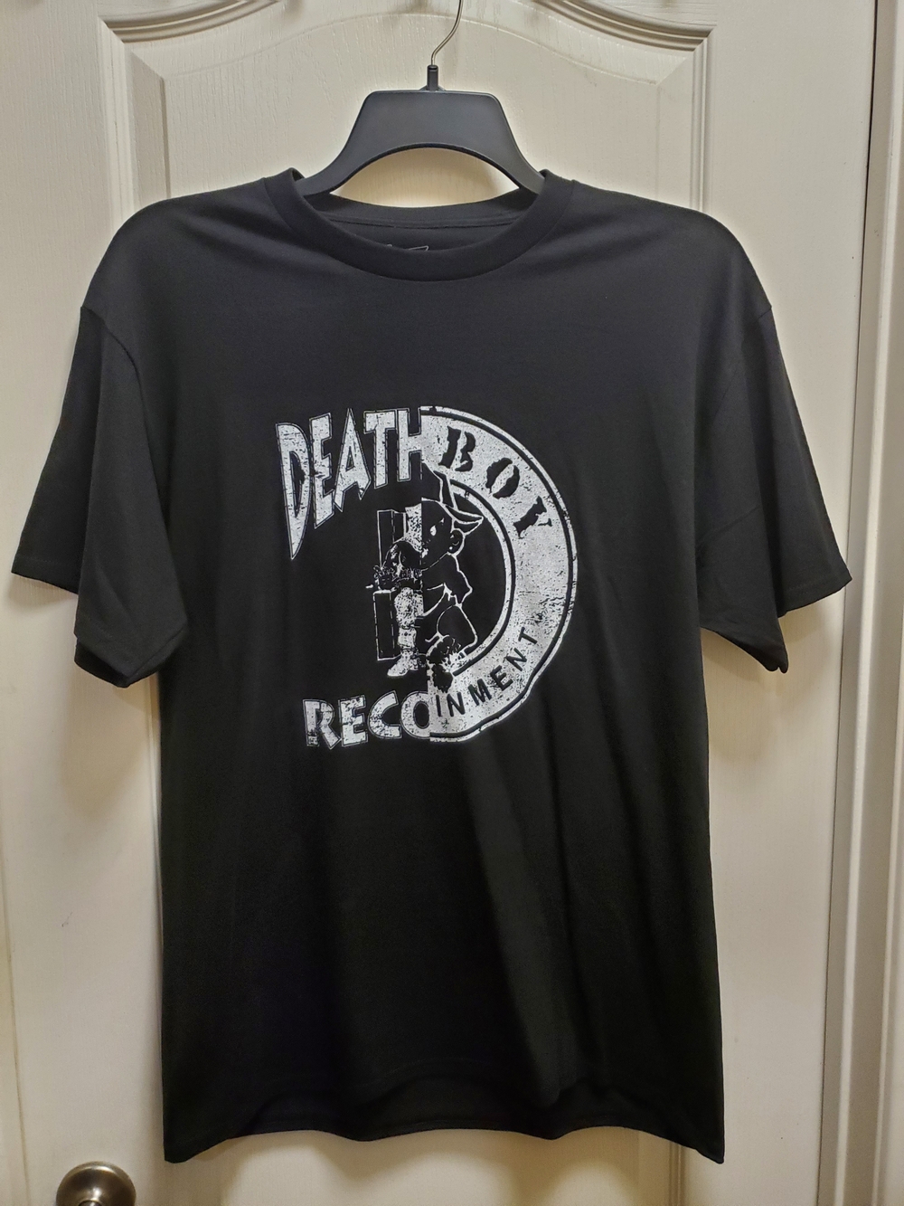 Music Artwork Black Graphic Tee - NWOT / Large